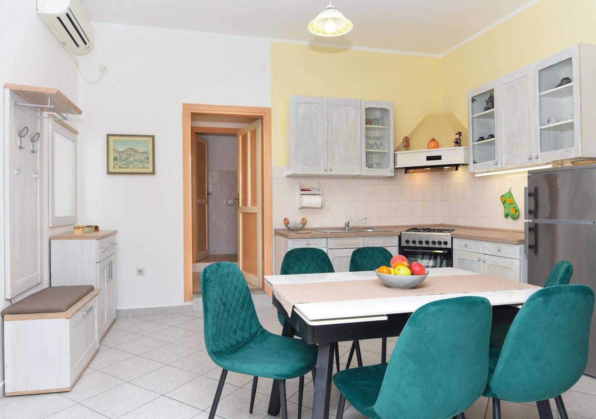 Apartmani Zupanic Koromačno Zewnętrze zdjęcie